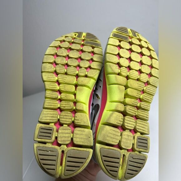 Nike Flex 2013 Run Women's Size 6 Pink/Yellow/Gray Shoe's 580440-015 - Picture 4 of 8